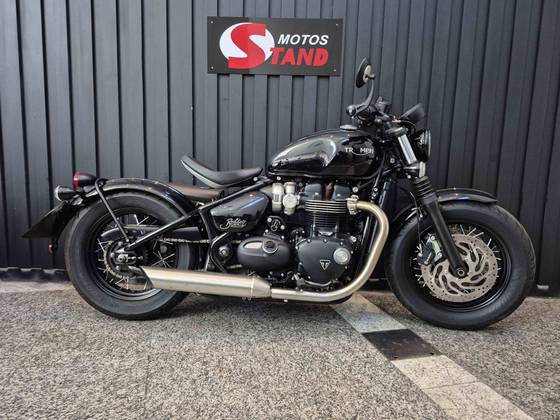 TRIUMPH BONNEVILLE BOBBER 1200 
